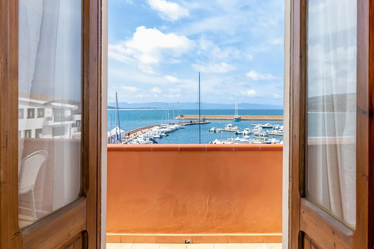 Casa Spiaggia Molo 2 Isola Rossa